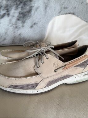 Dunham  Mens Captain Rocksand/Post Nubuck Boat Shoes Lace Up Size 12 4E Suede